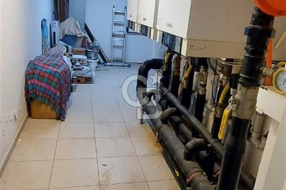 Kartal Petroliş Mah. Deniz manzaralı Lüx 3+1 Satılık