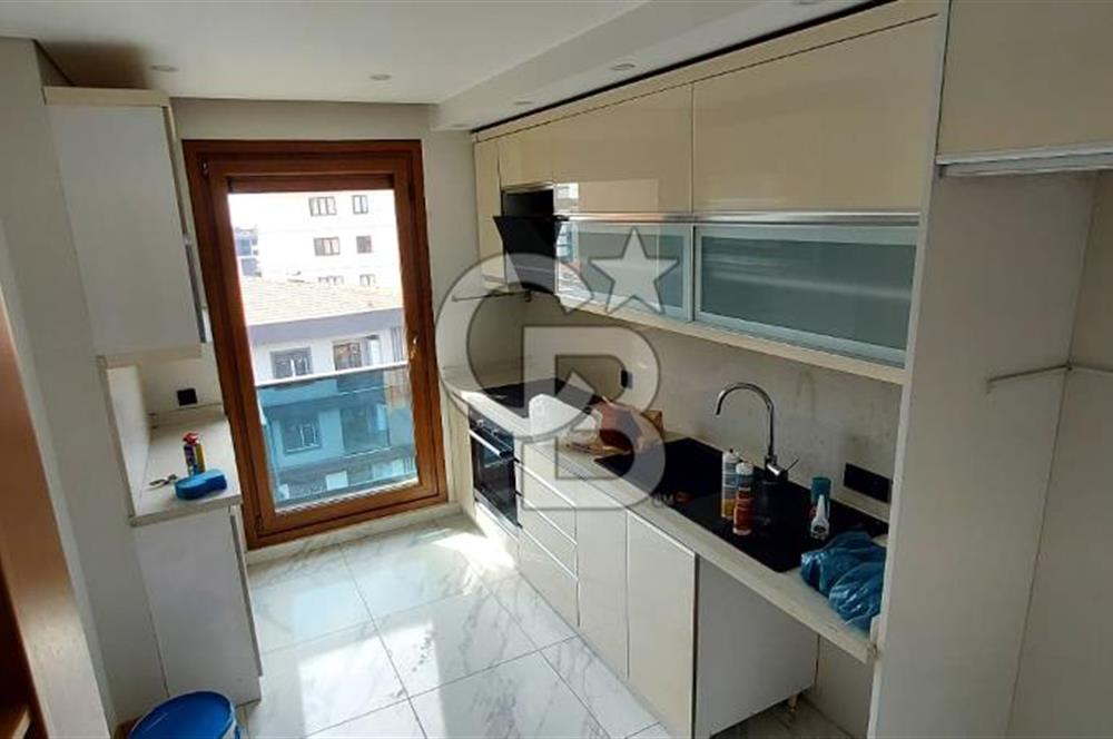 Kartal Petroliş Mah. Deniz manzaralı Lüx 3+1 Satılık