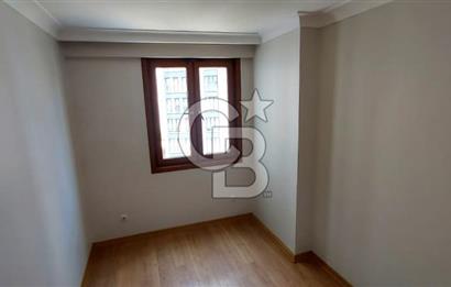 Kartal Petroliş Mah. Deniz manzaralı Lüx 3+1 Satılık