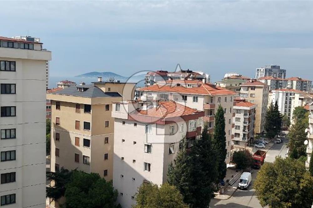 Kartal Petroliş Mah. Deniz manzaralı Lüx 3+1 Satılık