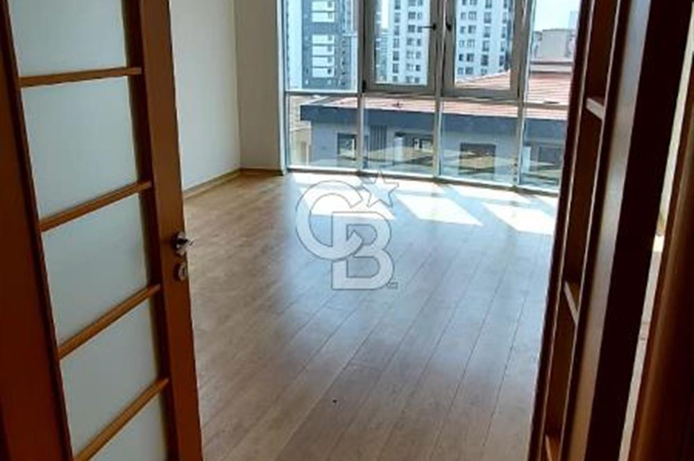 Kartal Petroliş Mah. Deniz manzaralı Lüx 3+1 Satılık