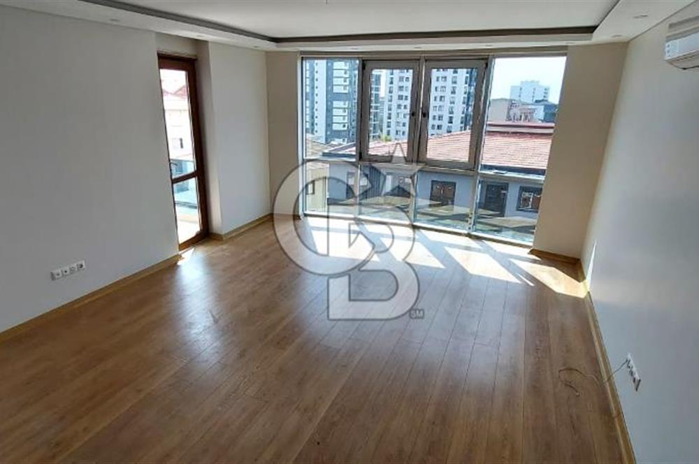 Kartal Petroliş Mah. Deniz manzaralı Lüx 3+1 Satılık