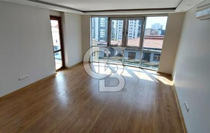 Kartal Petroliş Mah. Deniz manzaralı Lüx 3+1 Satılık