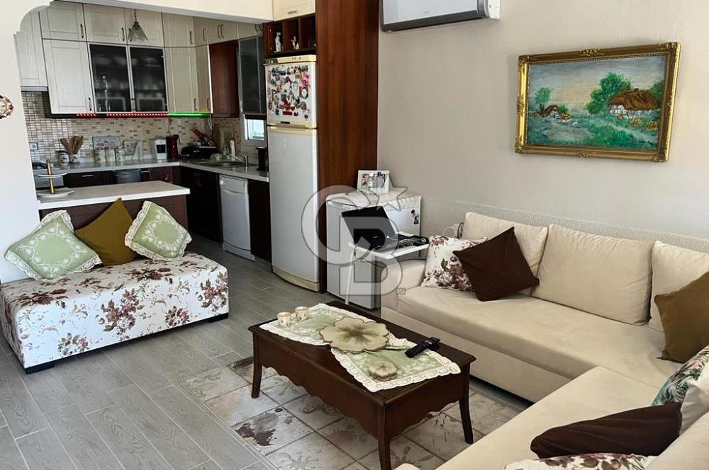 Foça Denizkentte Satılık Dubleks 4+1 Deniz Manzaralı Villa