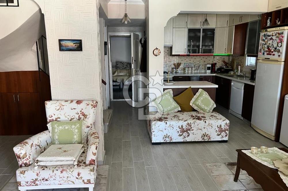 Foça Denizkentte Satılık Dubleks 4+1 Deniz Manzaralı Villa