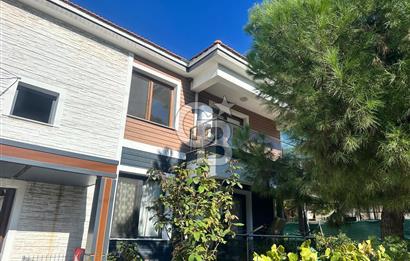 Foça Kazım Dirik Mahallesinde Kiralık 2+1 Açık Mutfak Daire