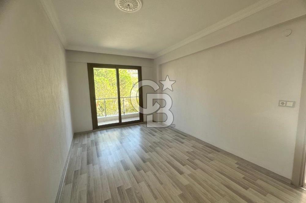 Foça Kazım Dirik Mahallesinde Kiralık 2+1 Açık Mutfak Daire