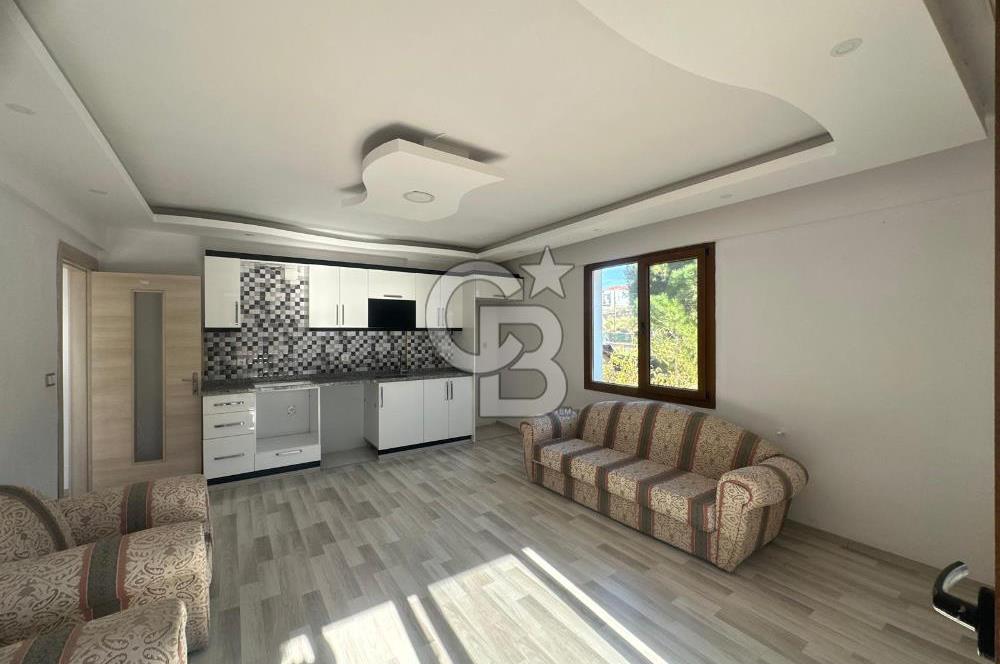 Foça Kazım Dirik Mahallesinde Kiralık 2+1 Açık Mutfak Daire