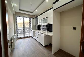 Manisa Muradiyede 2+1 Asansörlü Kapalı Otoparklı Sıfır Daire