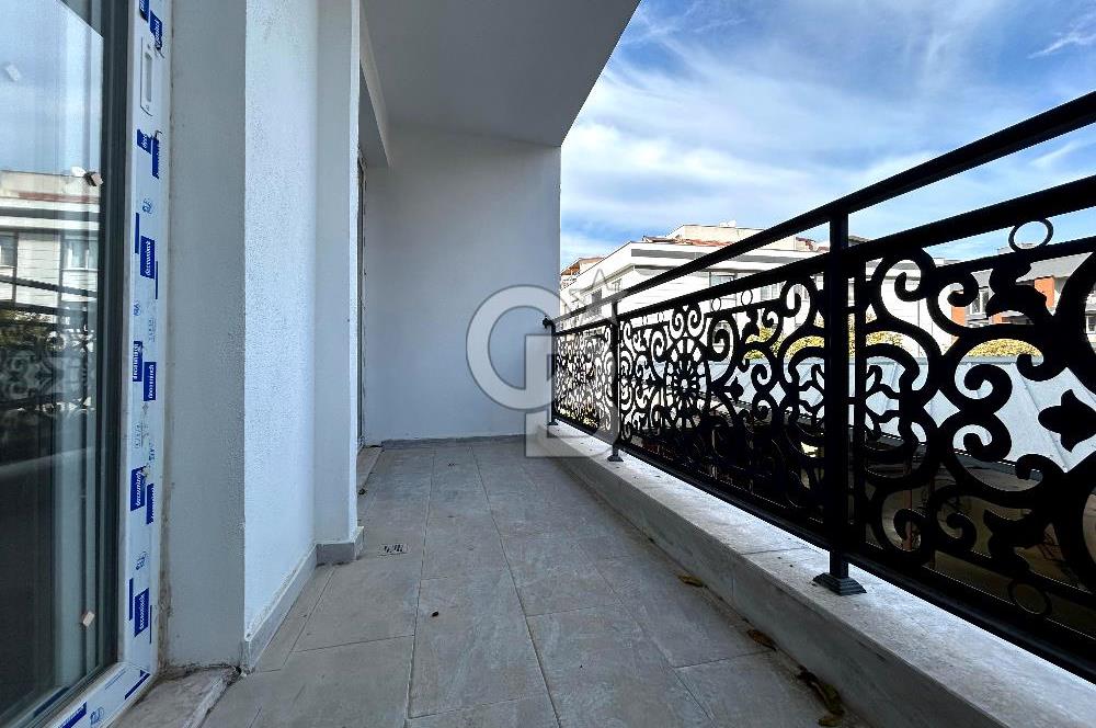 Manisa Muradiyede 2+1 Asansörlü Kapalı Otoparklı Sıfır Daire