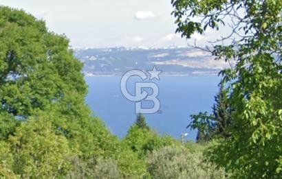 Karamürsel Pazarköy'de Deniz Manzaralı Konut İmarlı Satılık Arsa 