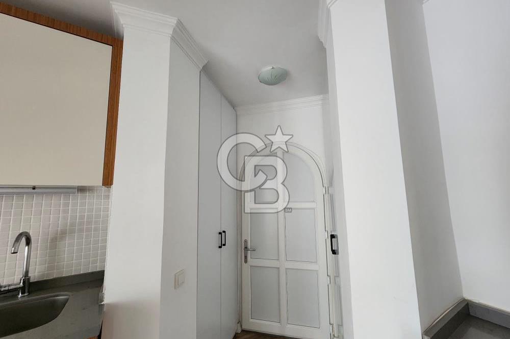 Tatil Huzurunda Denize Sıfır Kiralık Daire