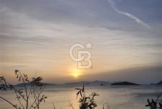 DENİZLE GÜNEŞİN BULUŞTUĞU SATILIK DAİRE