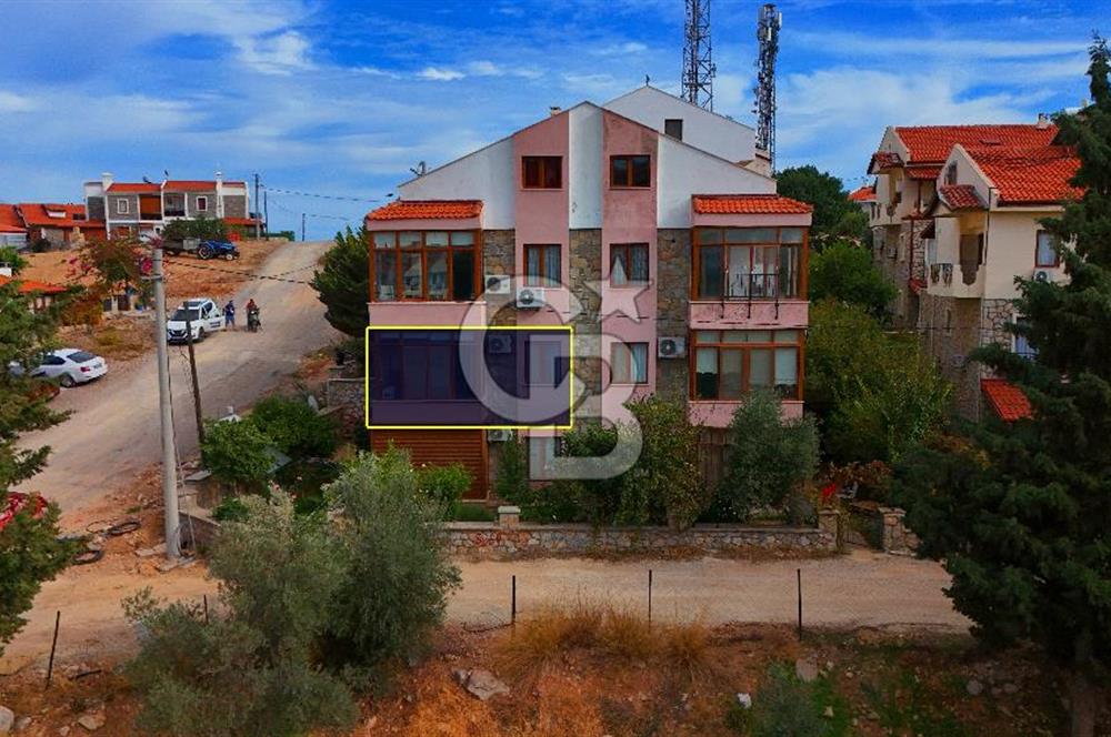 Datça — TAM MERKEZDE, BAHÇELİ & KAPALI BALKONLU 1+1 SATILIK DAİRE