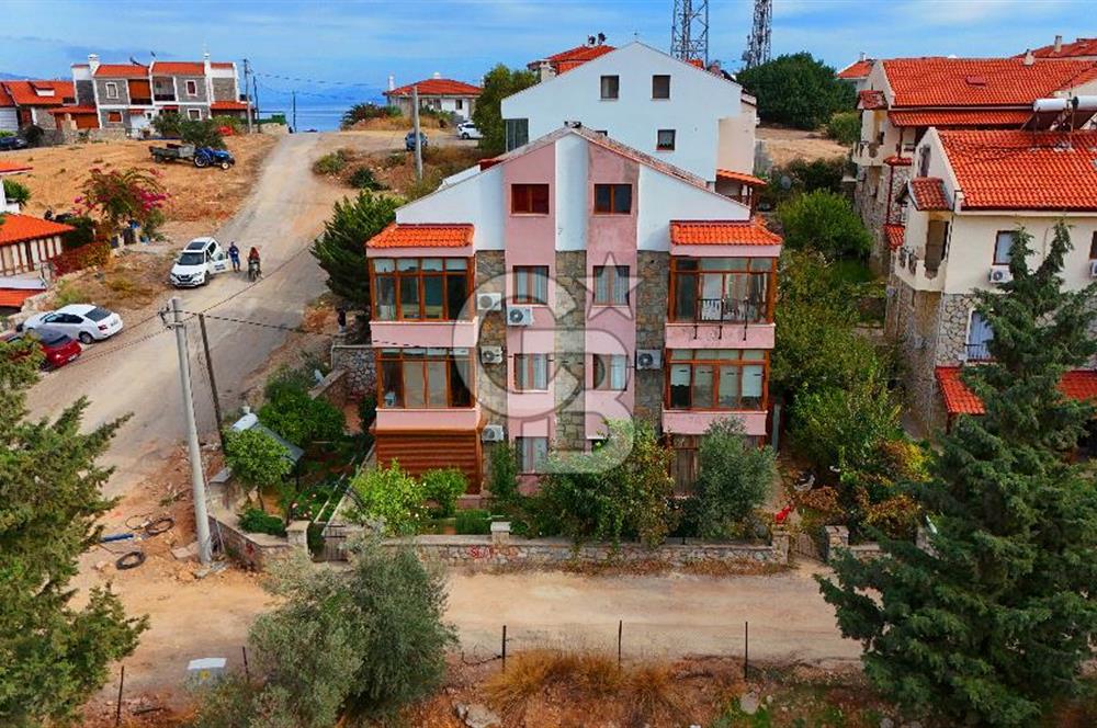 Datça — TAM MERKEZDE, BAHÇELİ & KAPALI BALKONLU 1+1 SATILIK DAİRE