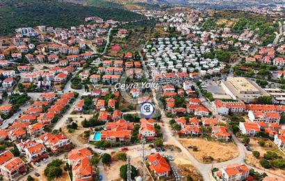 Datça — TAM MERKEZDE, BAHÇELİ & KAPALI BALKONLU 1+1 SATILIK DAİRE