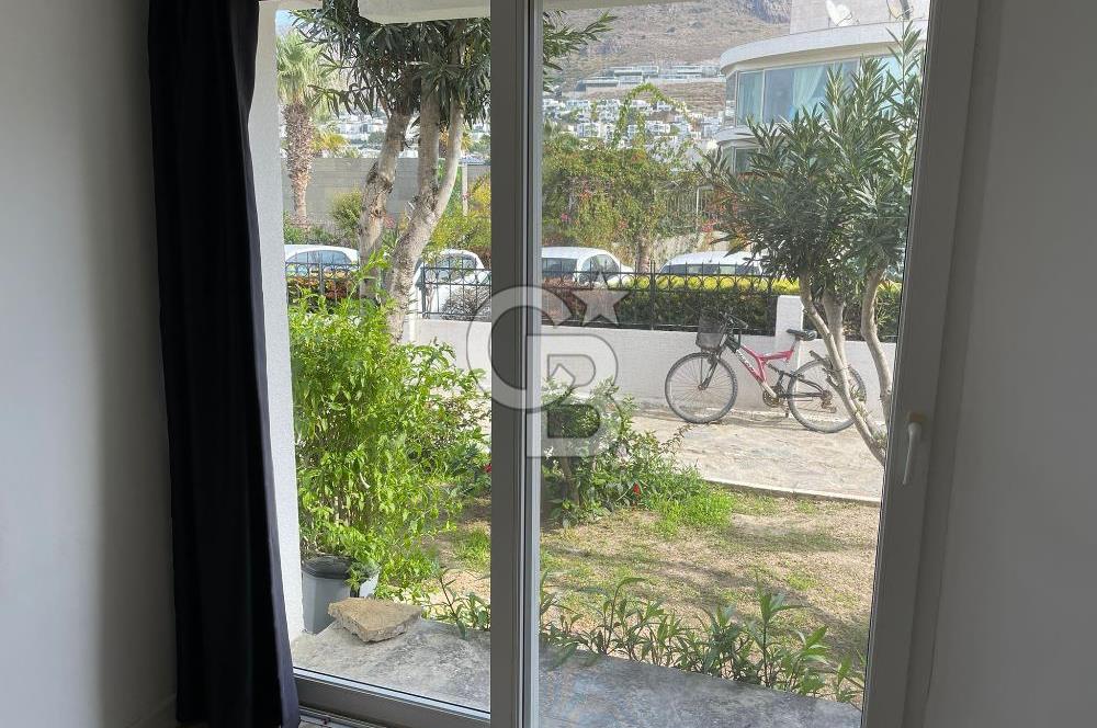 Tatil Huzurunda Denize Sıfır Kiralık Daire