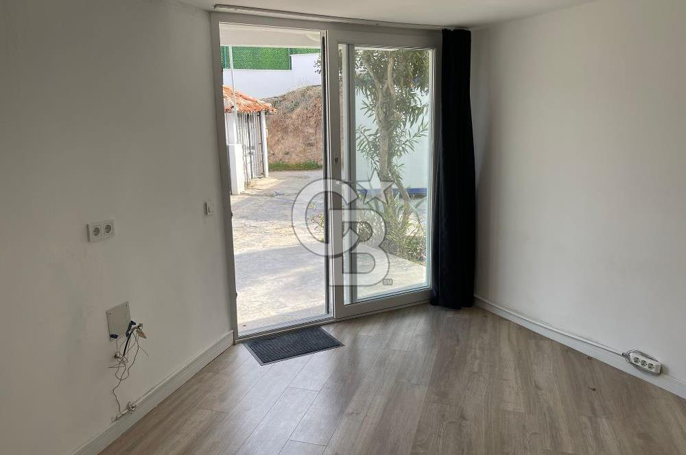 Tatil Huzurunda Denize Sıfır Kiralık Daire