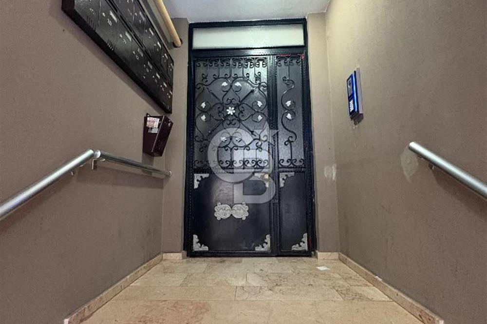 Gaziemir Atıfbey Mah.de Merkezi Lokasyonda 3+1 Satılık Daire