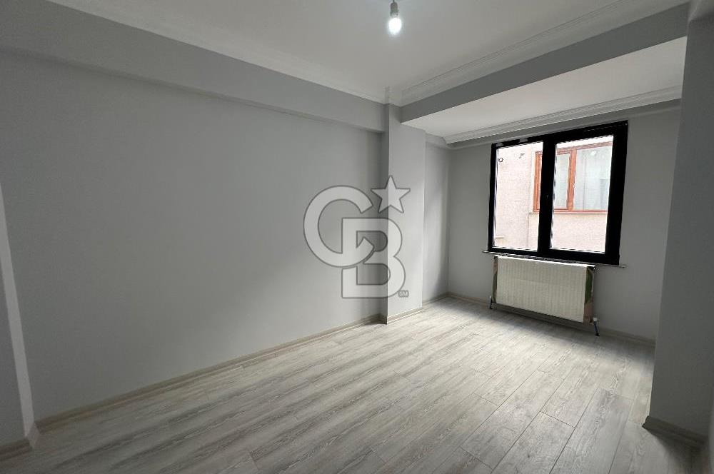 Küçükçekmece Sultan Murat Mh’de 1+1 Satılık Daire