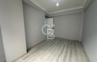 Küçükçekmece Sultan Murat Mh’de 1+1 Satılık Daire