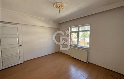 ETİMESGUT ALSANCAK'TA SATILIK ASANSÖRLÜ 2+1 ARAKAT DAİRE