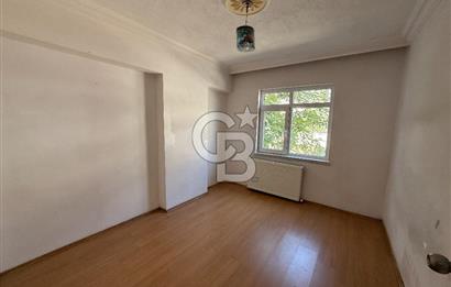 ETİMESGUT ALSANCAK'TA SATILIK ASANSÖRLÜ 2+1 ARAKAT DAİRE