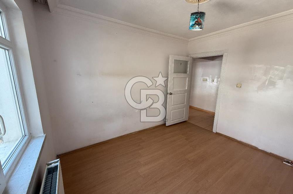 ETİMESGUT ALSANCAK'TA SATILIK ASANSÖRLÜ 2+1 ARAKAT DAİRE