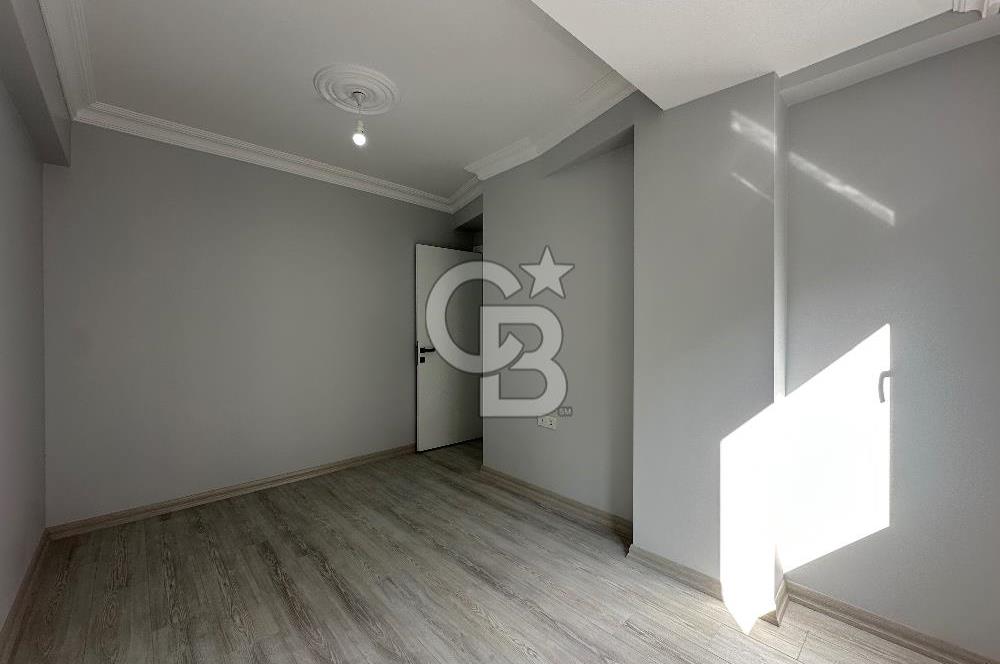 Küçükçekmece Sultan Murat Mh’de 1+1 Satılık Daire