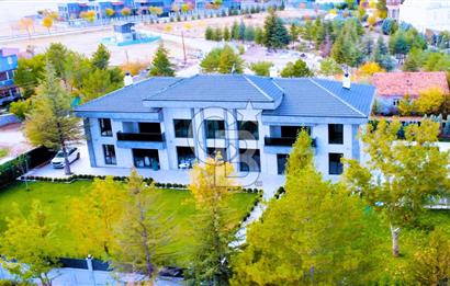 GÖLBAŞI HACIHASANDA 2216 m² ARSA ÜZERİNDE VİLLA/MALİKANE