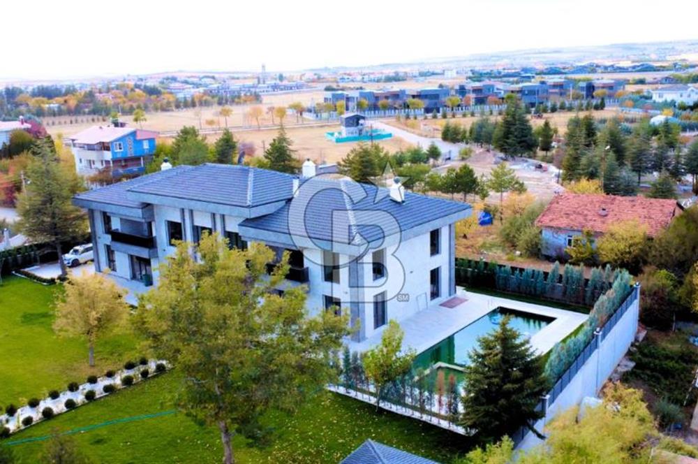 GÖLBAŞI HACIHASANDA 2216 m² ARSA ÜZERİNDE VİLLA/MALİKANE