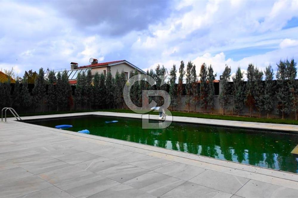 GÖLBAŞI HACIHASANDA 2216 m² ARSA ÜZERİNDE VİLLA/MALİKANE