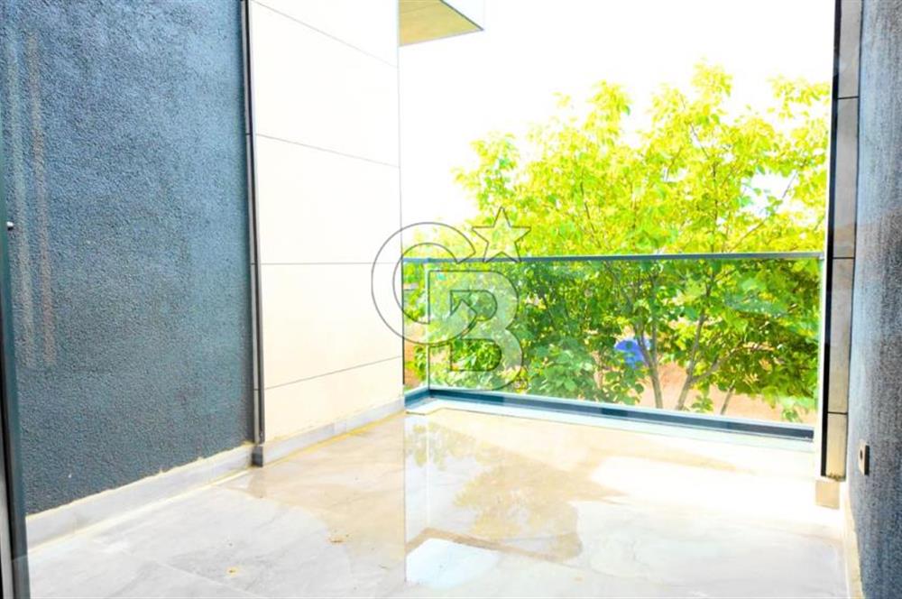 GÖLBAŞI HACIHASANDA 2216 m² ARSA ÜZERİNDE VİLLA/MALİKANE