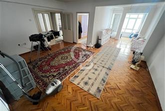 MERKEZİ LOKASYON 'DA 2+1 ARA KAT DAİRE