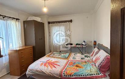 Datça — TAM MERKEZDE, BAHÇELİ & KAPALI BALKONLU 1+1 SATILIK DAİRE