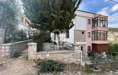 Datça — TAM MERKEZDE, BAHÇELİ & KAPALI BALKONLU 1+1 SATILIK DAİRE