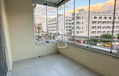 Marmaris Siteler'de Deniz Manzaralı Kiralık Daire