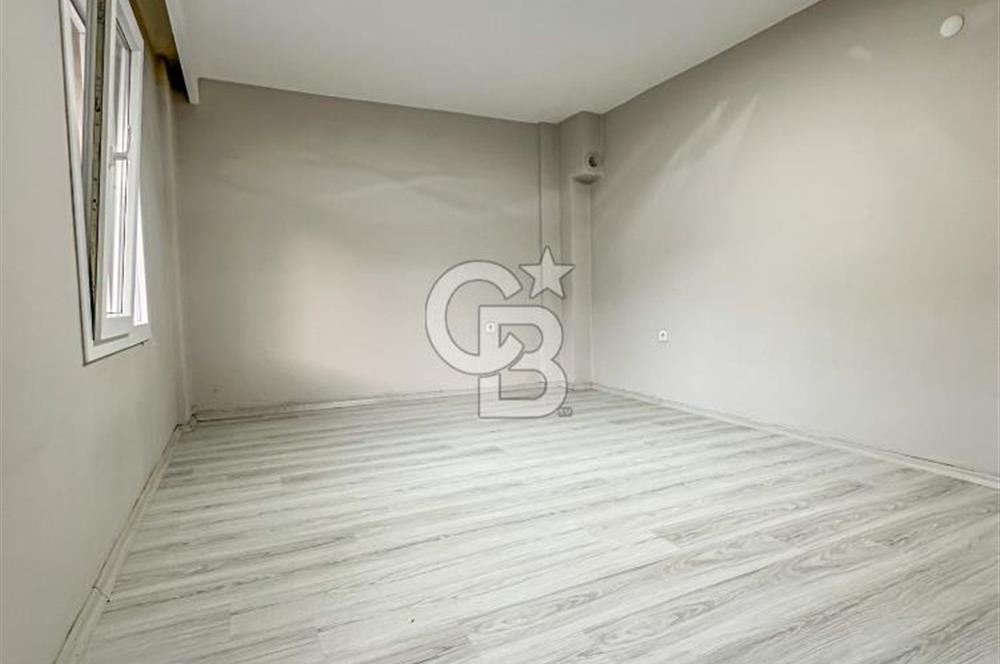 Marmaris Siteler'de Deniz Manzaralı Kiralık Daire