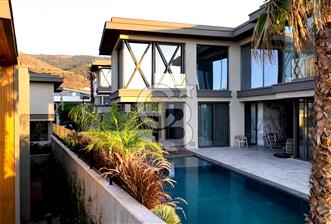 Güzelbahçe Villa Mestada 7+2 Ultra Lüks Villa