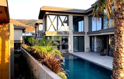 Güzelbahçe Villa Mestada 7+2 Ultra Lüks Villa
