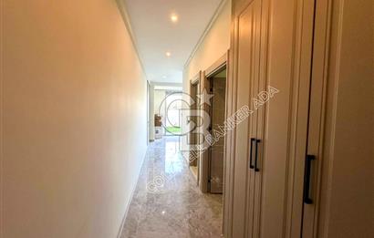 Kuşadası Değirmendere’de Bahçeli, Havuzlu Sitede Kiralık Daire