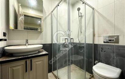 Kuşadası Değirmendere’de Bahçeli, Havuzlu Sitede Kiralık Daire