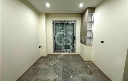 Kuşadası Değirmendere’de Bahçeli, Havuzlu Sitede Kiralık Daire