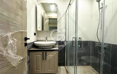 Kuşadası Değirmendere’de Bahçeli, Havuzlu Sitede Kiralık Daire