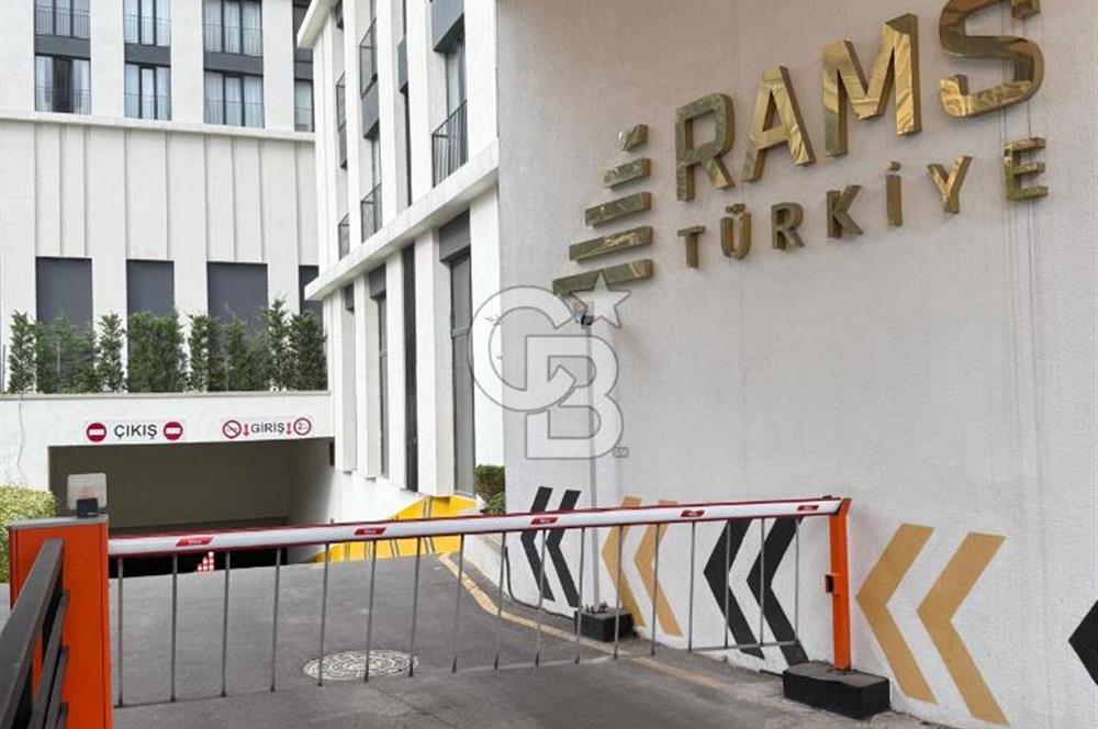 FİNANS MERKEZİNE KOMŞU QUATTRO İSTANBUL SİTESİ SATILIK 2+1 DAİRE