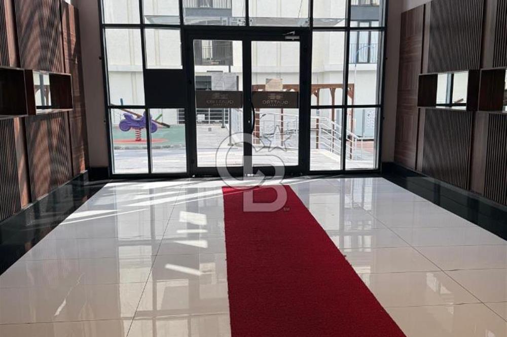 FİNANS MERKEZİNE KOMŞU QUATTRO İSTANBUL SİTESİ SATILIK 2+1 DAİRE