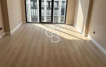 FİNANS MERKEZİNE KOMŞU QUATTRO İSTANBUL SİTESİ SATILIK 2+1 DAİRE