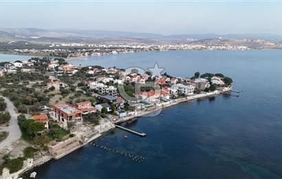 Denize Sıfır, Sonsuzluk Havuzlu, 431 m² Tripleks Lüks Villa – Yaz Kış Yaşanabilir Sahil Evi