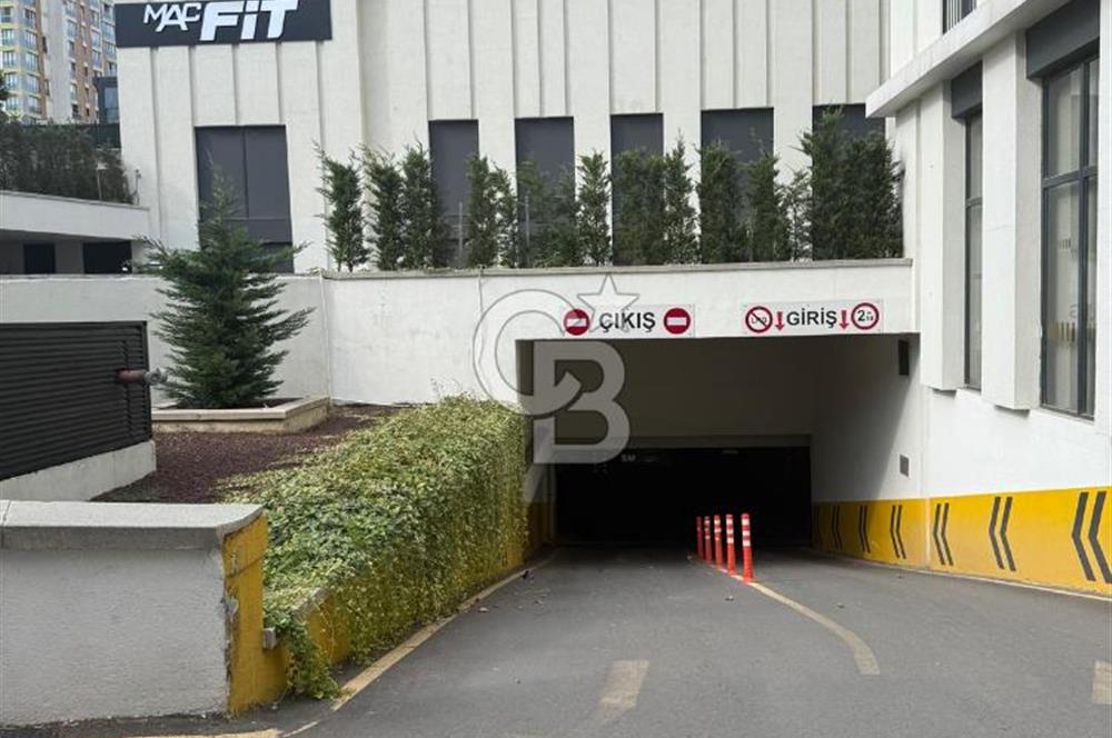 FİNANS MERKEZİNE KOMŞU QUATTRO İSTANBUL SİTESİ SATILIK 2+1 DAİRE