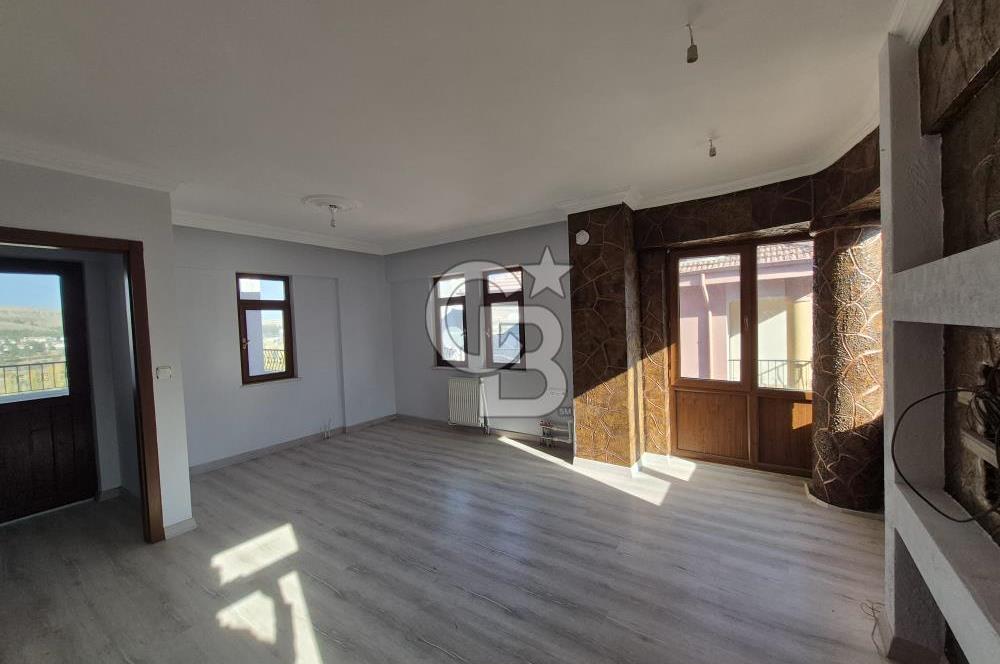 MAMAK LALAHAN KARŞIYAKA MAH. SİTEDE 5+2 SATILIK DAİRE